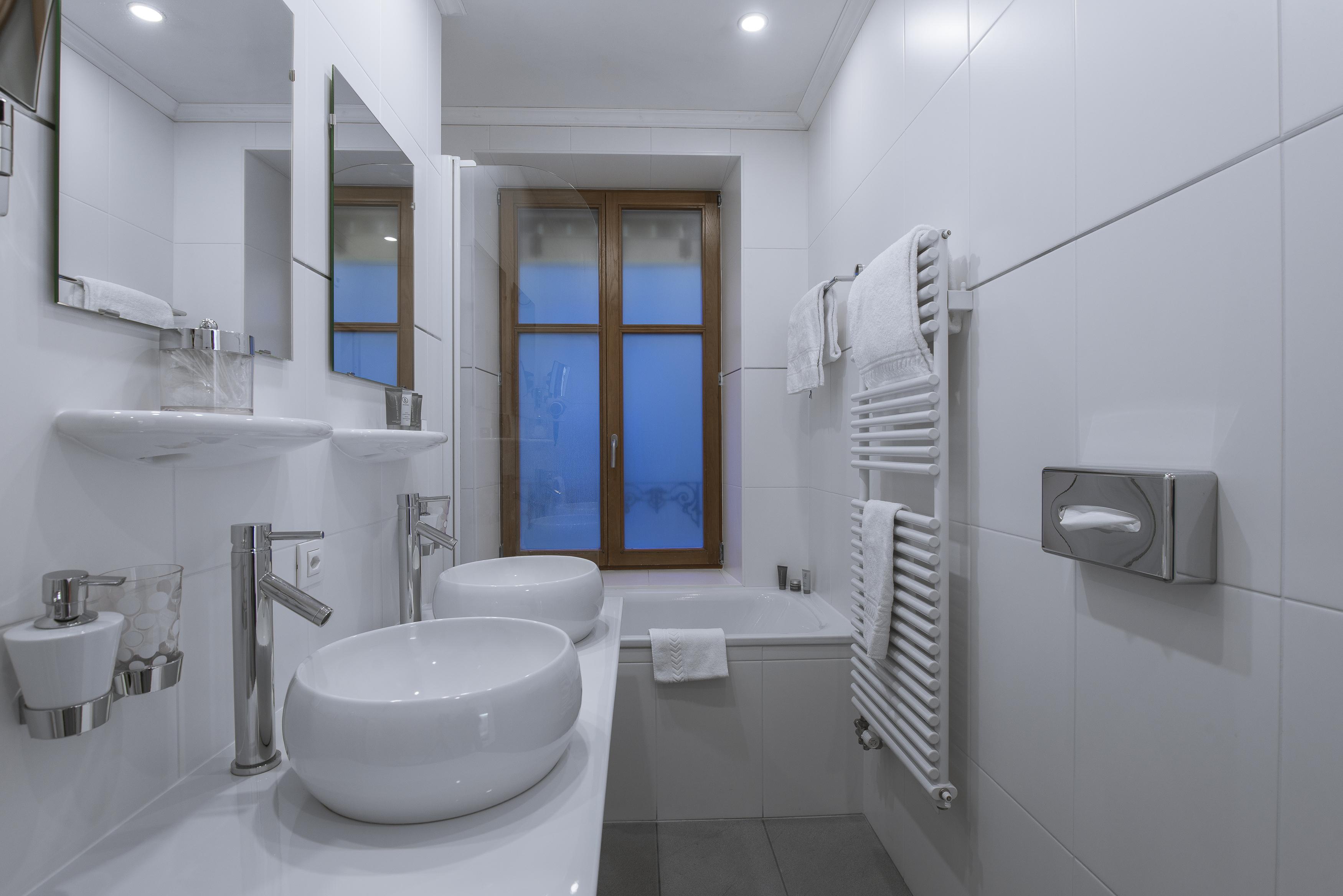 La Cour Des Augustins Boutique Gallery Design Hotel Женева Екстериор снимка