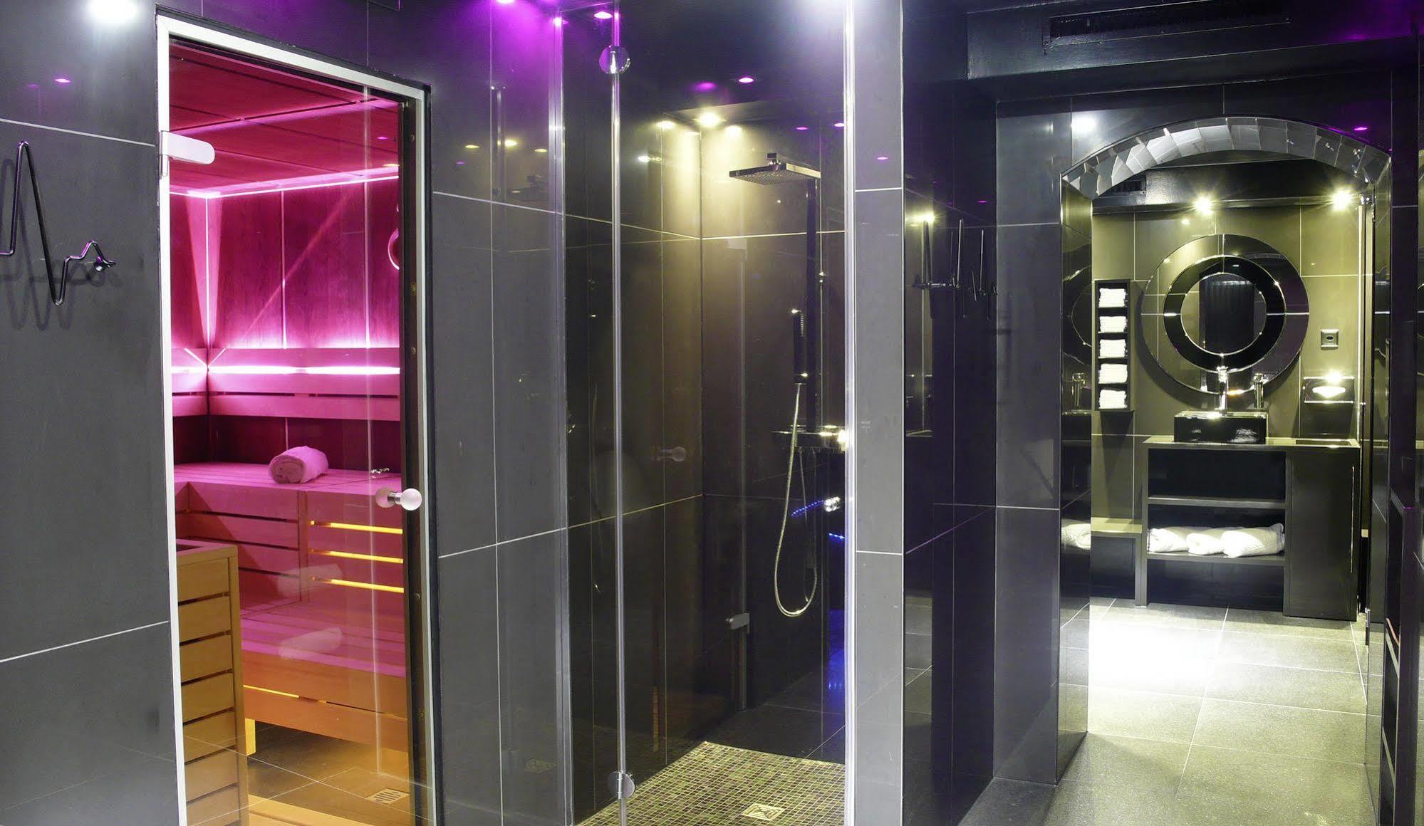 La Cour Des Augustins Boutique Gallery Design Hotel Женева Екстериор снимка